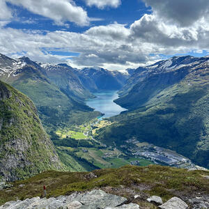 Gletscher- und Fjordlandschaft bei Olden